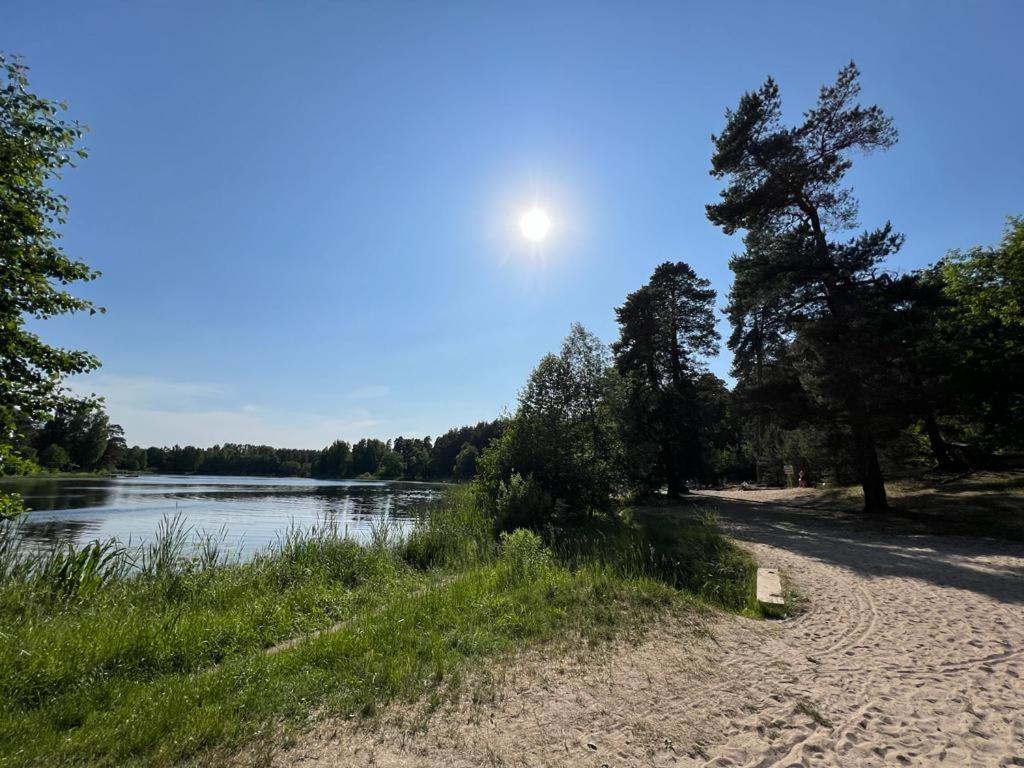 Lake&forest&city Huvilat *